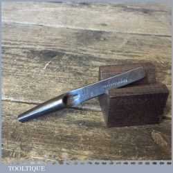 Vintage Dixon & Sons No: 24 Leatherworking Crew Oval Punch - Good Condition