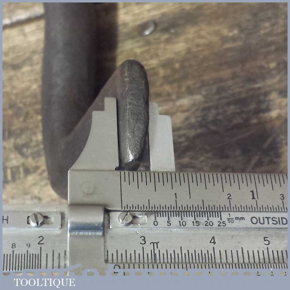 Vintage Double Ended Cast Steel Caulking Iron Good Condition Tooltique