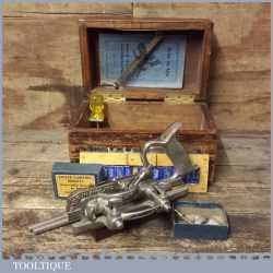 Vintage Boxed Record No: 050a Combination Plough Plane - Fully Refurbished