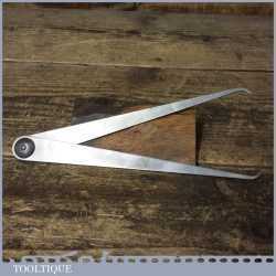 Vintage Moore & Wright 8 ½” internal & external steel divider in good used condition.