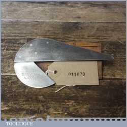 Vintage Moore & Wright No: 825B Centre Finder - Good Condition