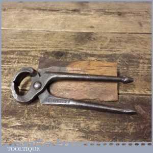 Vintage 6 ½” Upholstery Pincers - Good Condition Ready For Use