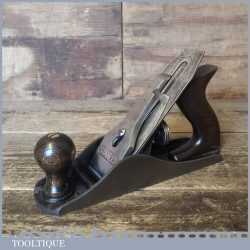 Vintage Stanley No: 4 smoothing plane, fully refurbished ready to use and in good used condition.