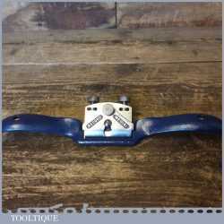 Vintage Record No: 0151R Adjustable Curved Sole Metal Spokeshave - Refurbished