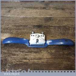 Vintage Record No: A151 Adjustable Curved Sole Metal Spokeshave - Refurbished