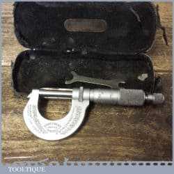 Vintage Moore & Wright No: 961B imperial 0-1” micrometer in case and in good used condition. 