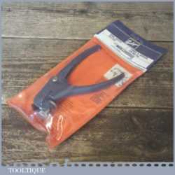 Vintage Eclipse No: 77 saw set in its original packaging and in good used condition, ready for use.