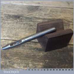 Vintage Thomas Dixon No: 4 Leatherworking 3/16” Round Crew Punch