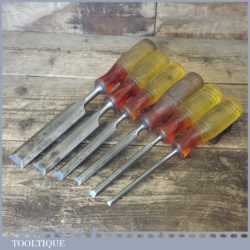T13394 - 6 No: Marples Shamrock carpenter’s bevel edge chisels (1/4”, 3/8”, 1/2”, 5/8”, 1” and 1 ¼”) with shatterproof handles