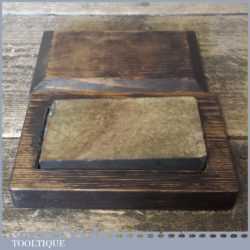 Vintage 3 ½” x 2” Natural Washita Oil Stone Beech Box - Good Condition