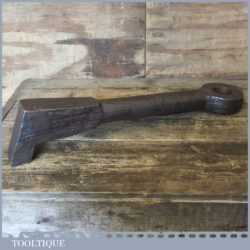 Unusual Vintage Blacksmiths Lever Type Tool 1 ¾” Hole In Opposite End - Good Condition