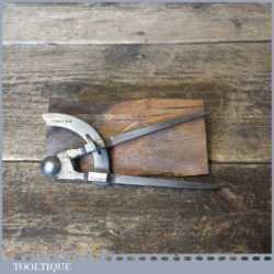 Vintage Thewlis Leatherworking 5” Square Leg Cast Steel Wing Dividers