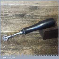 Vintage Leatherworking Stitch Pricking Wheel Ebonised Handle