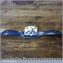 Vintage Record No: 0151 adjustable curved sole metal spokeshave, fully refurbished ready for use and in good used condition.