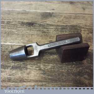 Vintage Kraeuter USA Leatherworker’s 5/8” Round Punch - Good Condition Vintage Kraeuter USA Leatherworker’s 5/8” Round Punch - Good Condition