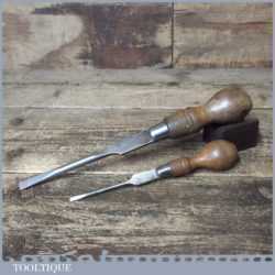 2 No: Vintage Cabinet Makers Beechwood Handled Screwdrivers