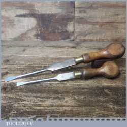 2 No: Vintage Cabinet Makers Beechwood Handled Turnscrew Screwdrivers