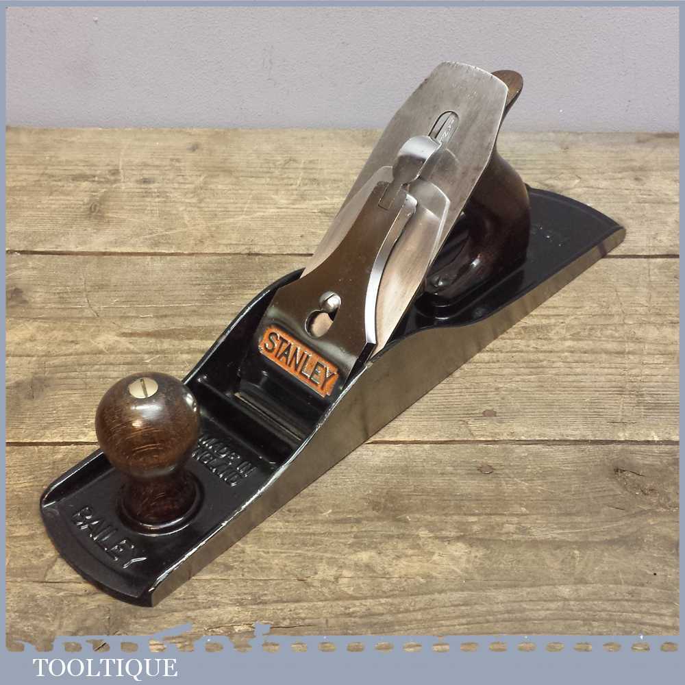 Vintage Stanley No: 5 ½ Wide bodied Fore Plane