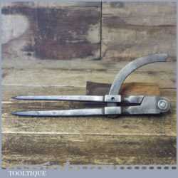 Vintage Leatherworking 9” Square Leg Cast Steel Wing Dividers