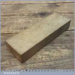 A Vintage Unboxed Washita Oil Stone In Very Good Condition