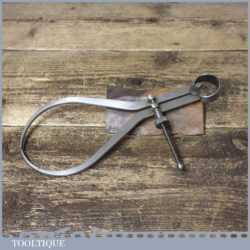 Vintage Moore & Wright 9 ¼” outside steel spring callipers in little used condition