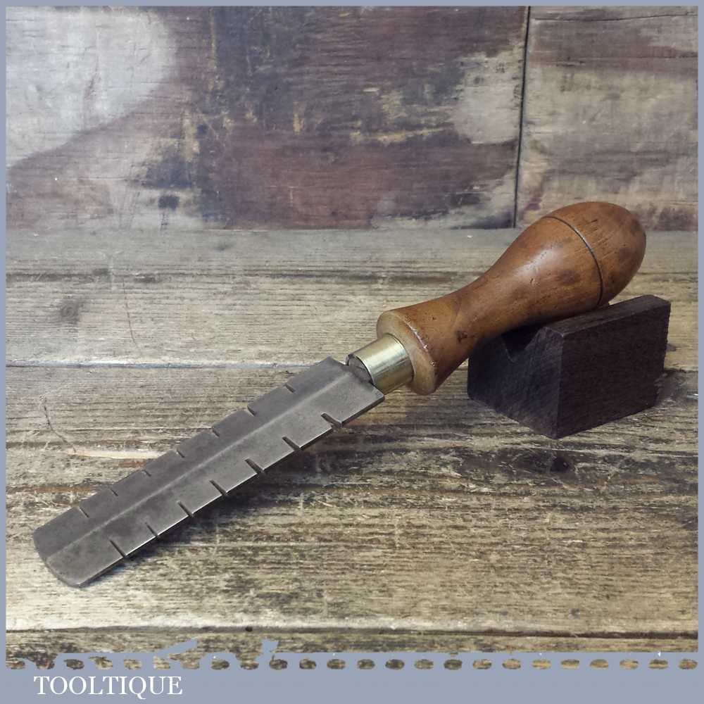Vintage Old English Saw Wrest Set Beechwood Handle - Good Condition