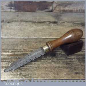 Vintage Old English Saw Wrest Set With Beechwood Handle - Good Condition Vintage Old English Saw Wrest Set With Beechwood Handle - Good Condition