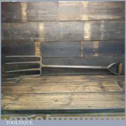 Vintage Bulldog Grafter Garden Fork With ‘D’ Shaped Metal Handle