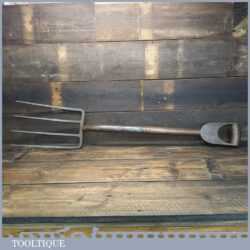 Vintage Cast Steel Garden Fork With D Shaped Solid Handle Broad Arrow 1952