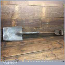 Vintage Albion Cast Steel Garden Spade D Solid Handle - Good Condition
