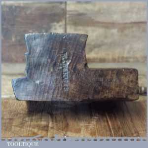 Antique John Moseley & Son 5/8” Ovolo Beechwood Moulding Plane - Good Condition Antique John Moseley & Son 5/8” Ovolo Beechwood Moulding Plane - Good Condition