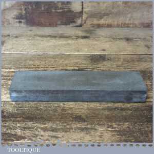 Vintage 8” x 2” Combination Course Carborundum Oil Stone - Lapped Flat Vintage 8” x 2” Combination Course Carborundum Oil Stone - Lapped Flat