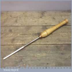 Good Robert Sorby 3/8” wide High speed steel spindle turning gouge chisel in good used condition, with an overall length of 19” including the handle