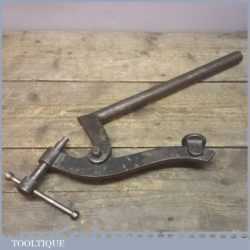 Vintage Woden Holdfast Bench Clamp - Good Condition