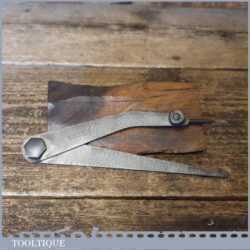 Vintage Moore & Wright 5 ½” “odd leg” steel dividers in good used condition.