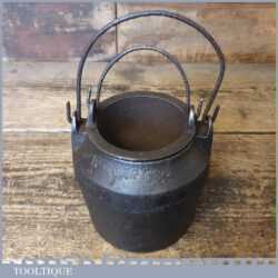 Vintage T. Puch & Co Cast Iron Glue Pot 3 ½” Tall - Good Condition