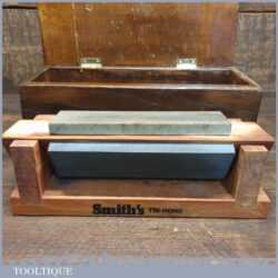 Vintage Boxed Smith’s Tri-Hone 3 No: Various Grade 6” x 1 ½” Oilstones On Wooden Stand