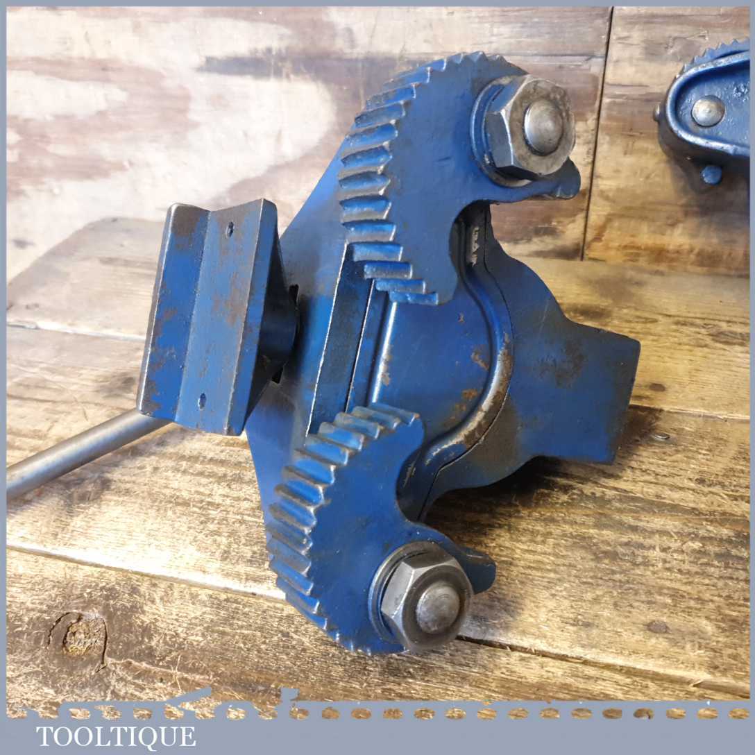 Vintage Pair Of Record No 153 Floorboard Clamps Good Condition Ready