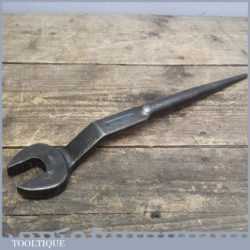 Vintage Snail Brand 24mm Wide Steel Erectors Podger