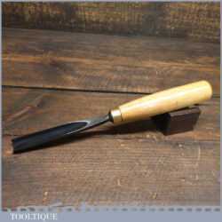 New Old Stock Vintage German Made Hero” 5/8” No: 11 Straight Wood Carving Gouge Chisel