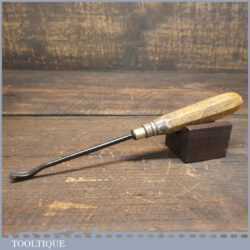 Vintage S J Addis 1/8” No 44 Spoon Woodcarving V Parting Chisel