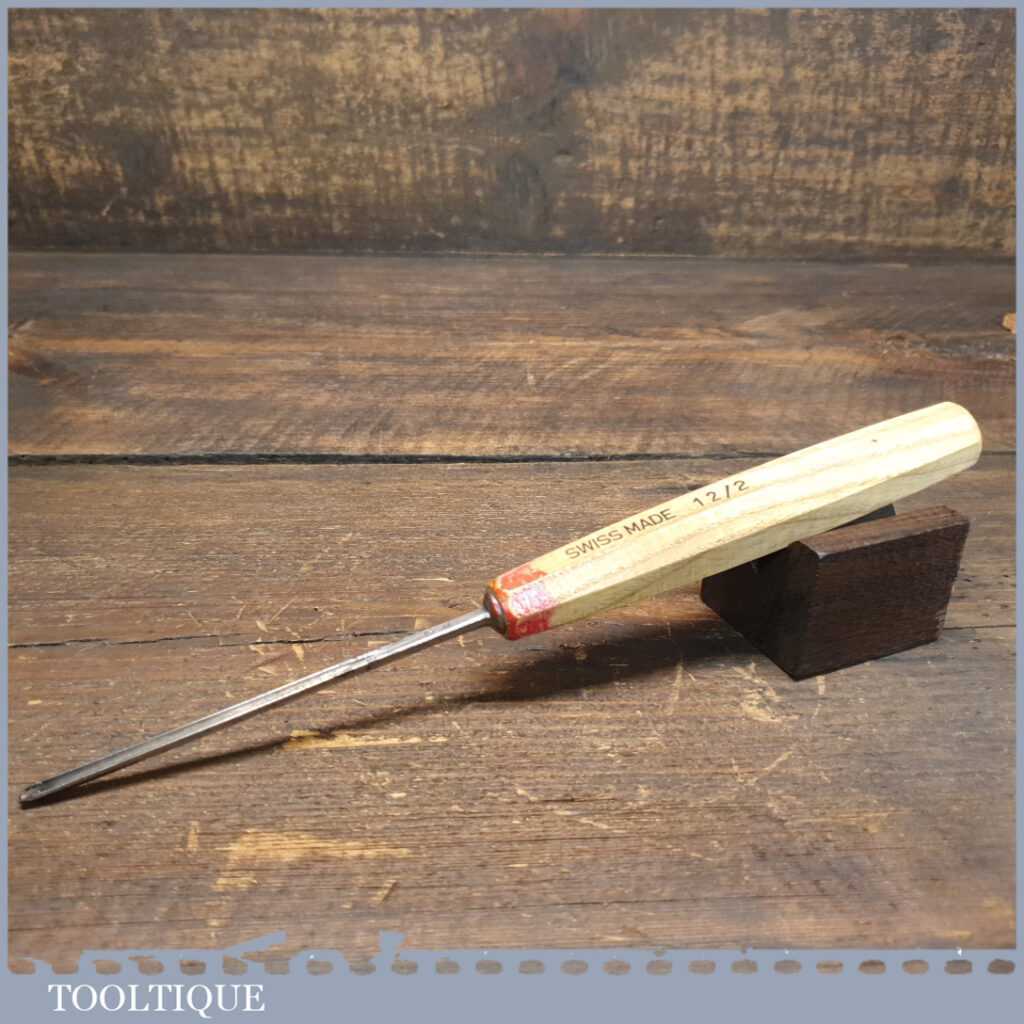Vintage Pfiel Swiss Made 12/2 Straight Woodcarving V Parting Chisel