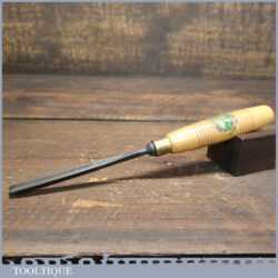 Vintage H. Taylor 1/4” No: 39 Straight Woodcarving V Parting Chisel - Sharpened Honed