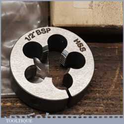 New Old Stock, vintage boxed Goliath 1/2” BSP tap and die in little used condition.