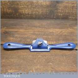 Vintage Record No: 063 Curved Sole Metal Spokeshave - Good Condition