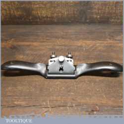 T21865 - Vintage Stanley, England No: 151 adjustable curved sole metal spokeshave, fully refurbished ready for use and in good used condition.