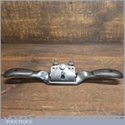 T21865 - Vintage Stanley, England No: 151 adjustable curved sole metal spokeshave, fully refurbished ready for use and in good used condition.