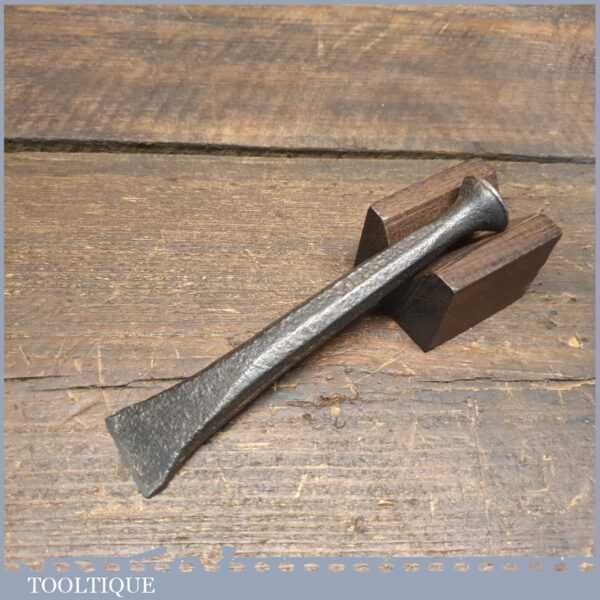 Vintage Stonemason’s 1 ⅛” Stone Dressing Chisel Good Condition Tooltique