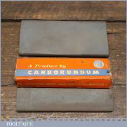 2 No: Vintage Carborundum Medium Grit Slip Stones - Good Condition