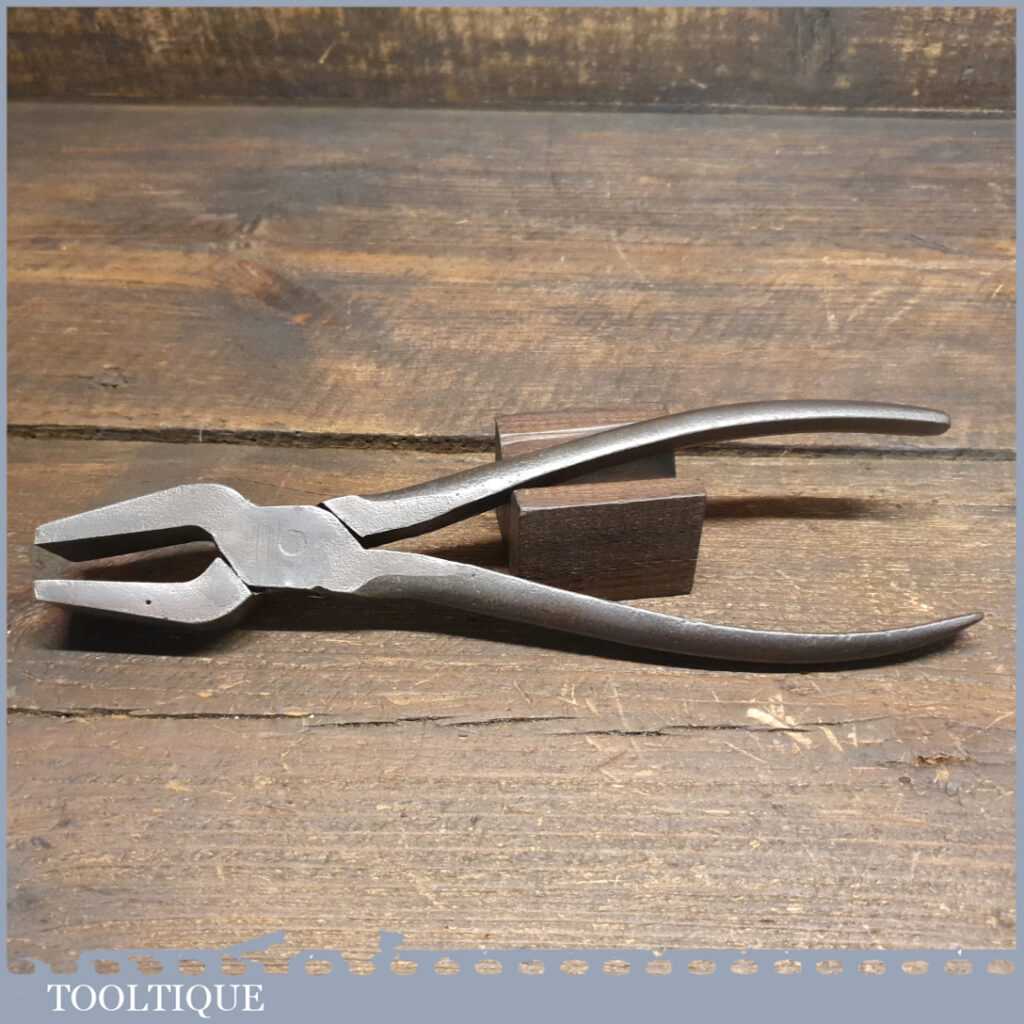 Vintage Pair Of 9 ½” Glazier’s Pliers - Good Condition